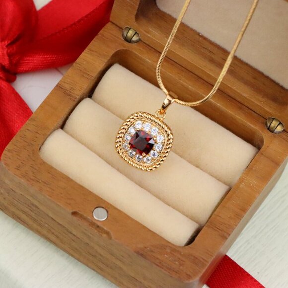 "Vintage Style Red Cushion Pendant with Crystal Halo Accents, XPPT1663 - Picture 6 of 13